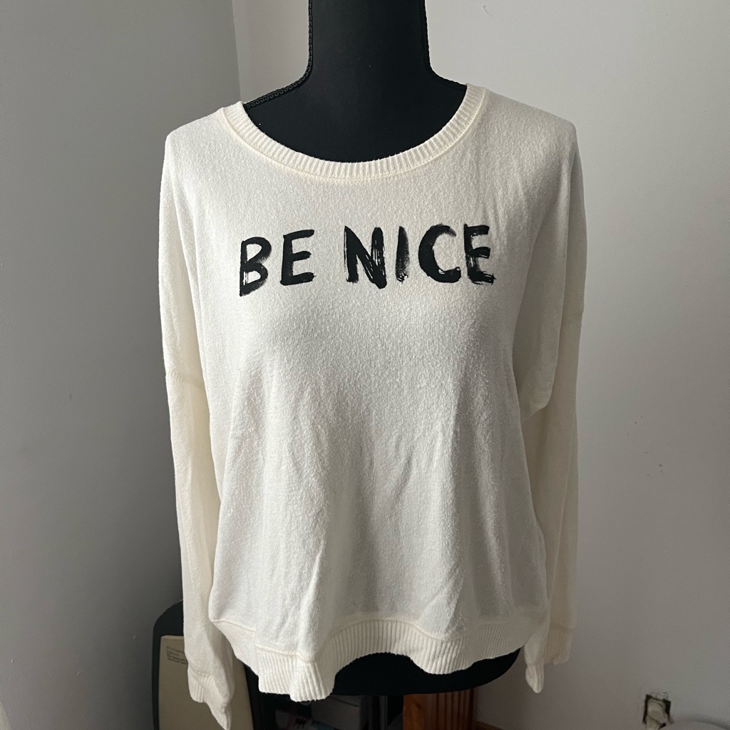 Be Nice Light Sweater